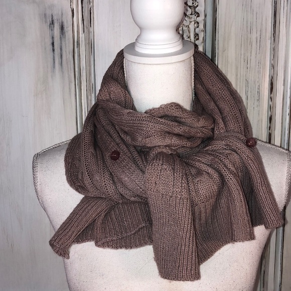 Dusty Mauve Cable Knit Button Details Scarf - Picture 1 of 7
